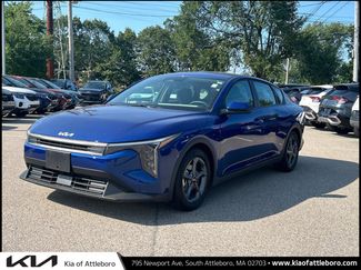 Used 2025 Kia K4 image 1