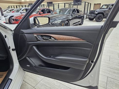 Used 2019 Cadillac CTS Luxury image 37