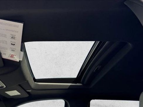 Used 2023 Chevrolet Silverado 1500 ZR2 w/ Technology Package image 11