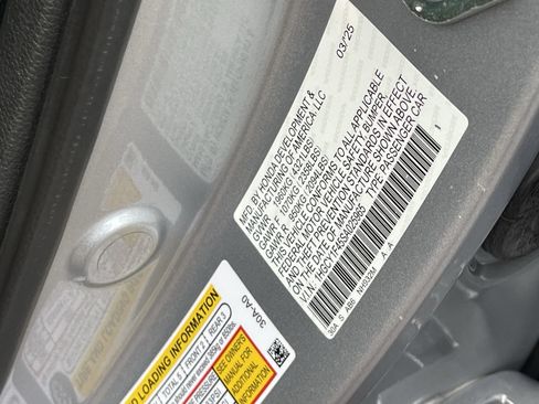 Used 2025 Honda Accord SE image 32