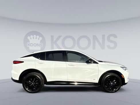 Used 2025 Buick Envista Sport Touring image 8