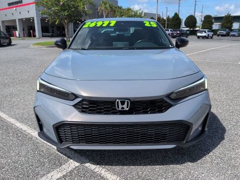 Used 2025 Honda Civic Sport image 9