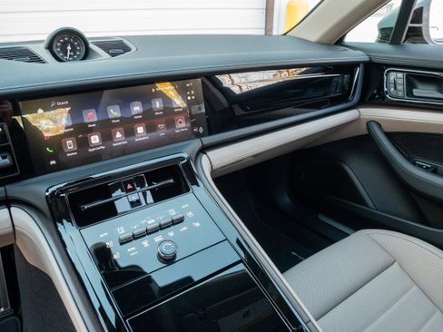 New 2026 Porsche Panamera 4 image 21