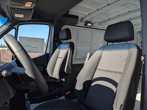 Used 2024 Mercedes-Benz Sprinter 3500 image 24