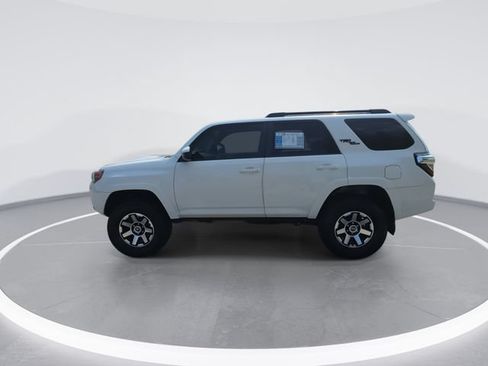Used 2019 Toyota 4Runner TRD Off-Road AWD/4WD image 5