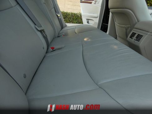 Used 2011 Toyota Avalon FWD image 41