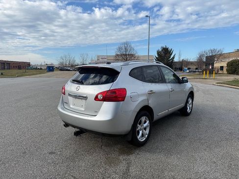 Used 2011 Nissan Rogue SV image 4