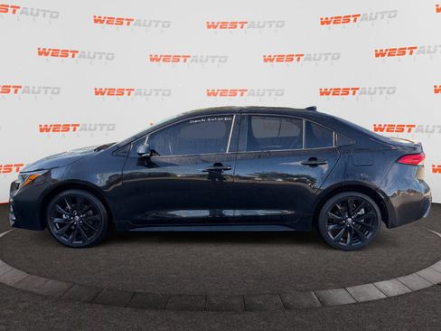 Used 2022 Toyota Corolla SE w/ Carpet Mat Package (TMS) FWD image 2