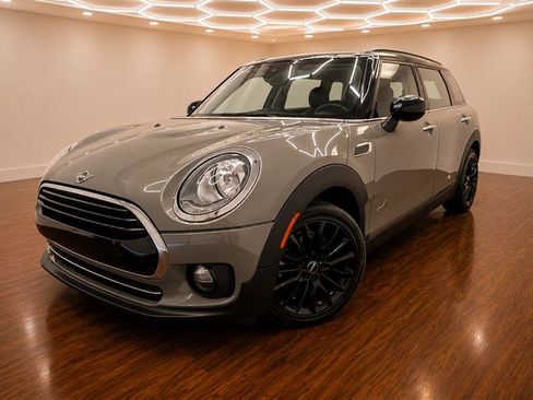 Used 2019 MINI Cooper Clubman ALL4 AWD/4WD image 36
