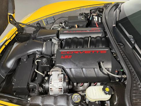 Used 2008 Chevrolet Corvette Coupe RWD image 8