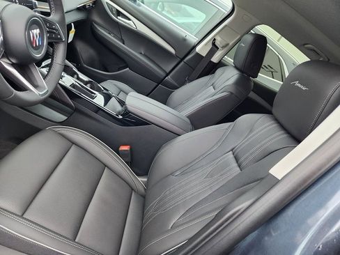 New 2026 Buick Envision Avenir image 10