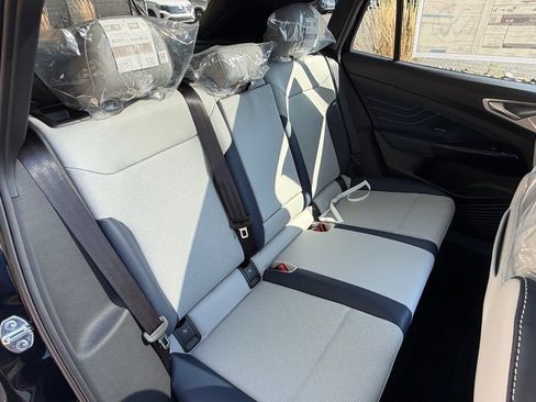 New 2025 Volkswagen ID.4 Pro S Plus image 15