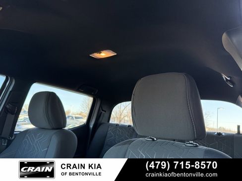 Used 2017 Toyota Tacoma SR image 23