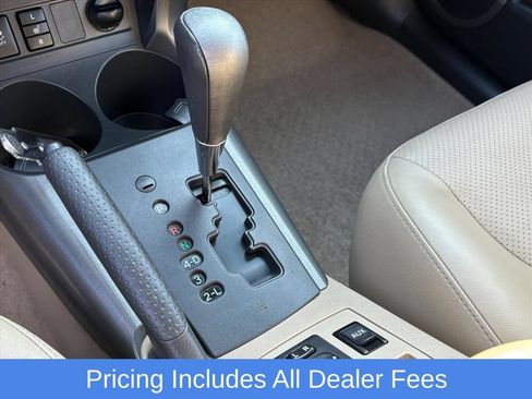 Used 2009 Toyota RAV4 Limited FWD image 24