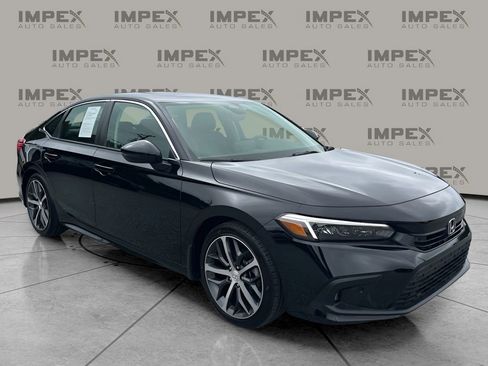 Used 2024 Honda Civic Touring image 7