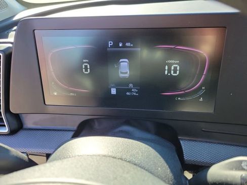 Used 2024 Kia Sportage LX image 19