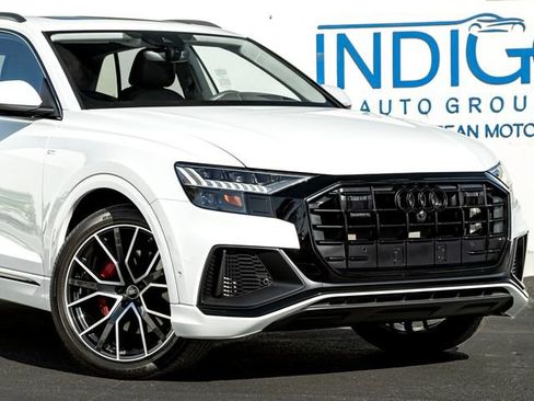 Used 2023 Audi Q8 Prestige AWD/4WD image 5