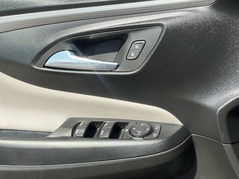 Used 2024 Buick Envista Sport Touring FWD image 19