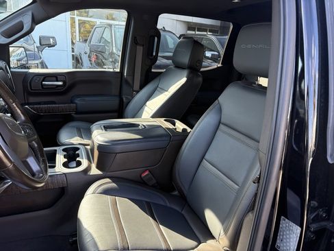 Used 2019 GMC Sierra 1500 Denali w/ Denali Ultimate Package image 3