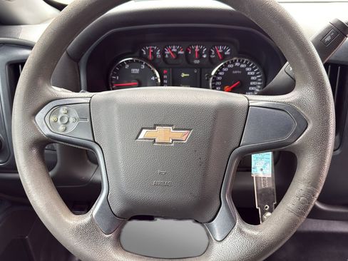 Used 2018 Chevrolet Silverado 2500 W/T w/ WT Convenience Package RWD image 8