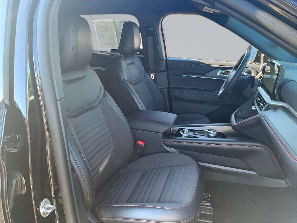 Used 2026 Ford Explorer ST-Line AWD/4WD image 31