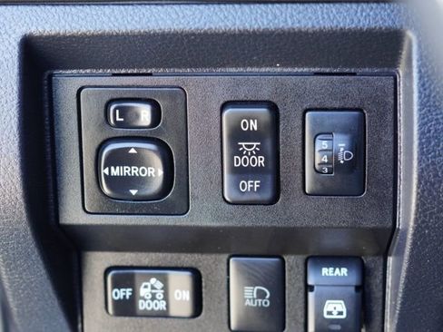 Used 2019 Toyota Tundra SR5 image 23