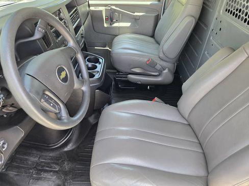 Used 2025 Chevrolet Express 2500 w/ Driver Convenience Package RWD image 13