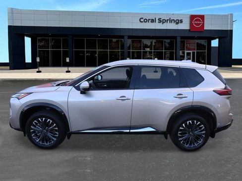 New 2026 Nissan Rogue Platinum w/ Tech Package image 2