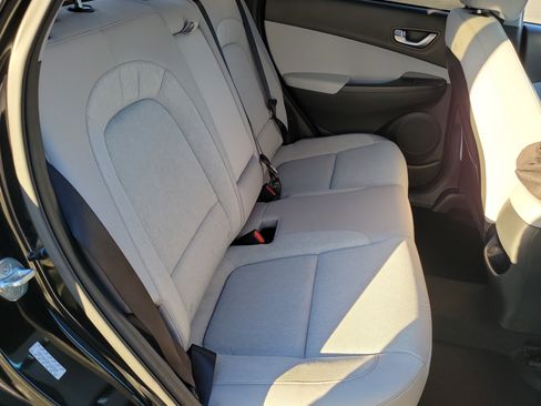 Certified 2023 Hyundai Kona SE w/ Cargo Package image 21