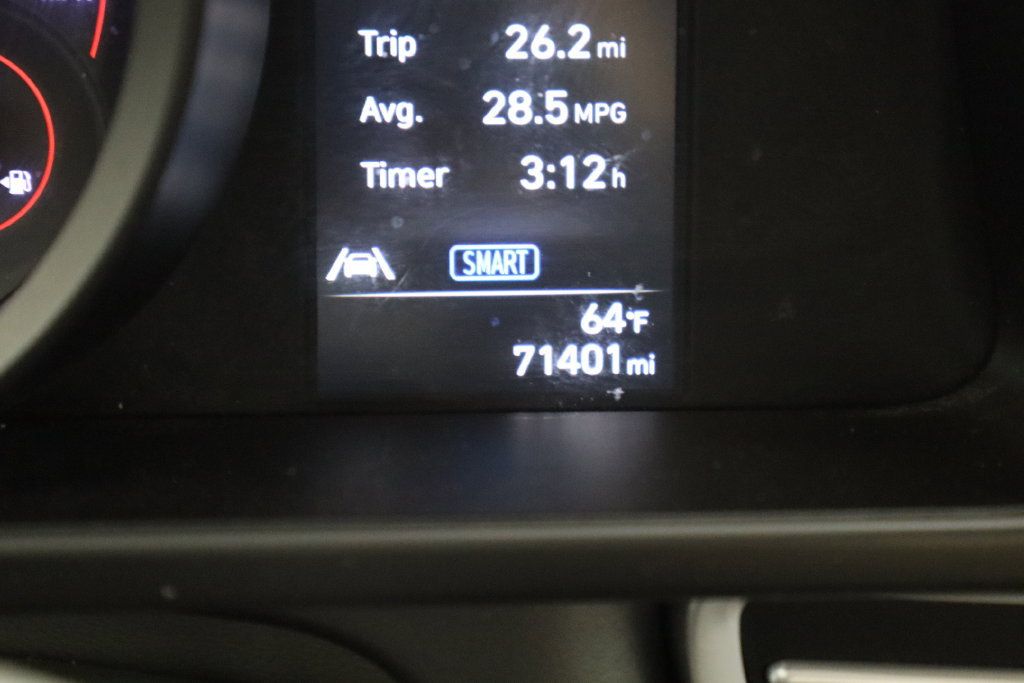 Used 2023 Hyundai Elantra SEL w/ Cargo Package FWD image 35