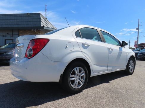 Used 2015 Chevrolet Sonic LT FWD image 23