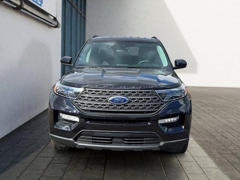 Certified 2024 Ford Explorer XLT w/ Equipment Group 202A AWD/4WD image 8
