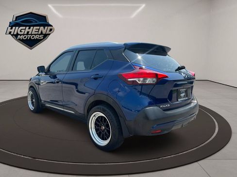 Used 2019 Nissan Kicks SR FWD image 4