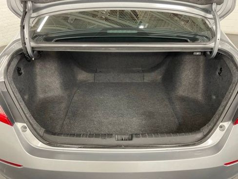 Certified 2018 Honda Accord LX image 8