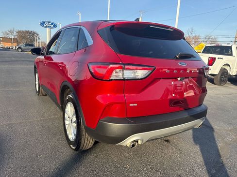 Used 2022 Ford Escape SE w/ Convenience Package image 9
