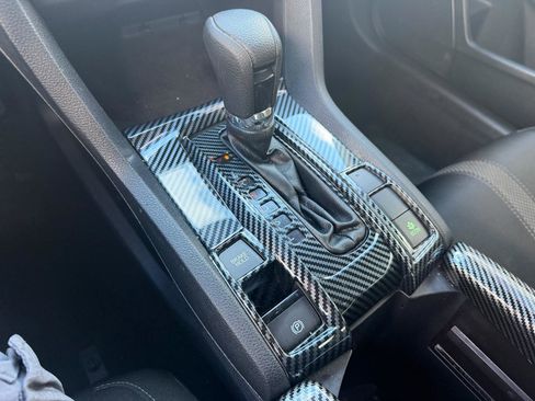 Used 2018 Honda Civic LX image 19