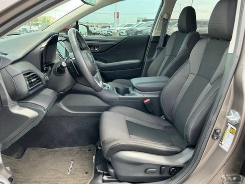 Used 2024 Subaru Outback Premium AWD/4WD image 15