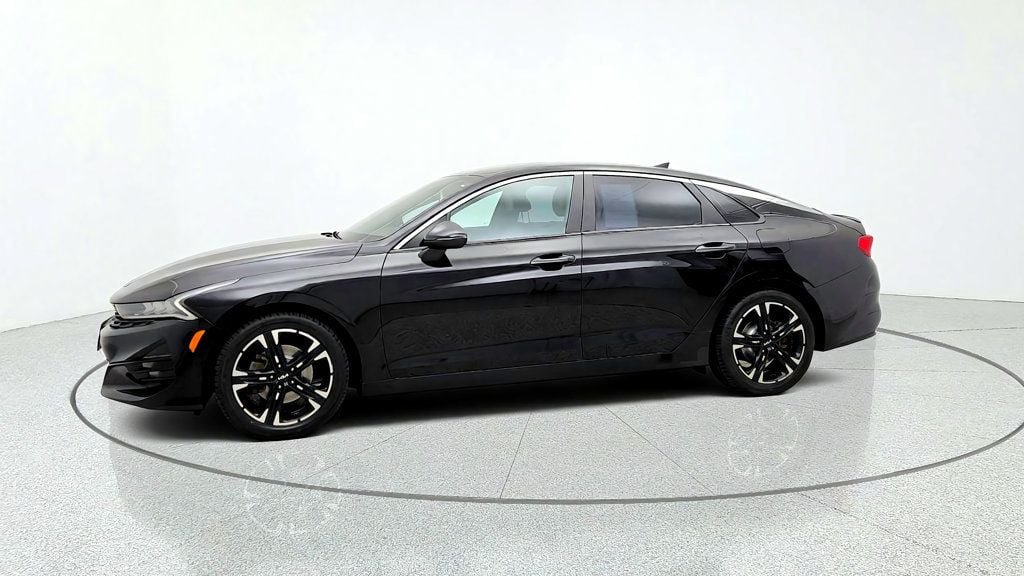 Used 2022 Kia K5 GT-Line AWD/4WD image 8