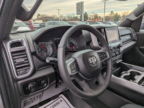 Used 2025 RAM 1500 Big Horn image 12
