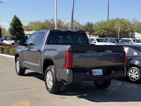 Certified 2025 Toyota Tundra SR5 AWD/4WD image 5
