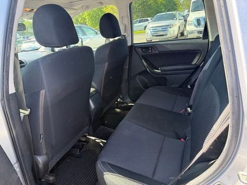 Used 2018 Subaru Forester 2.5i Premium image 23
