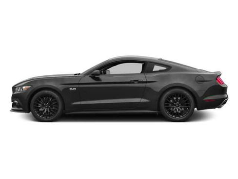 Used 2016 Ford Mustang GT image 3