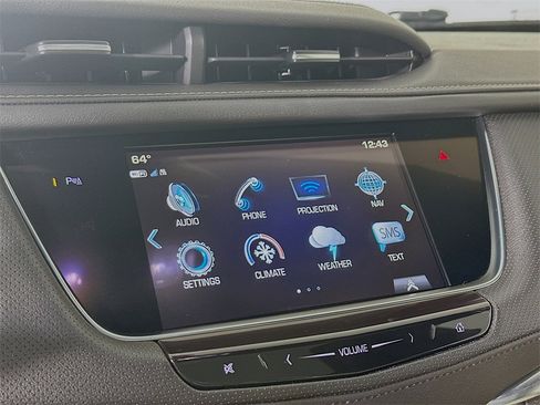 Used 2018 Cadillac XT5 Premium Luxury image 13