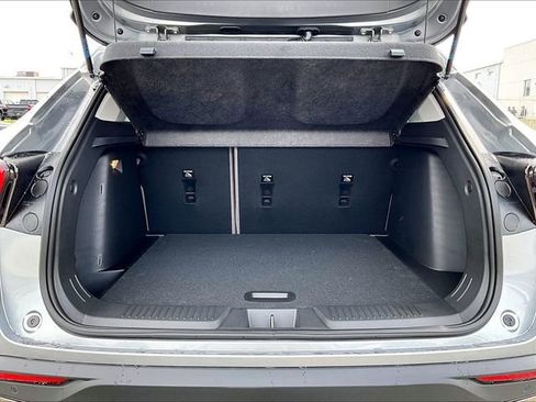 New 2026 Chevrolet Trax ACTIV w/ Driver Confidence Package FWD image 15