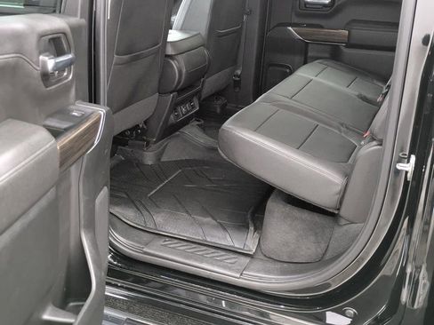 Used 2022 Chevrolet Silverado 1500 LT w/ Convenience Package II AWD/4WD image 32