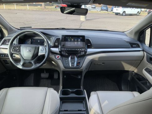 Used 2024 Honda Odyssey EX-L image 17