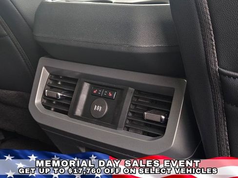 New 2026 Ford F250 Lariat w/ Black Appearance Package AWD/4WD image 17