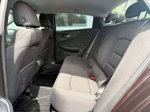Used 2021 Chevrolet Malibu RS FWD image 19