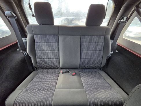 Used 2012 Jeep Wrangler Sport AWD/4WD image 14