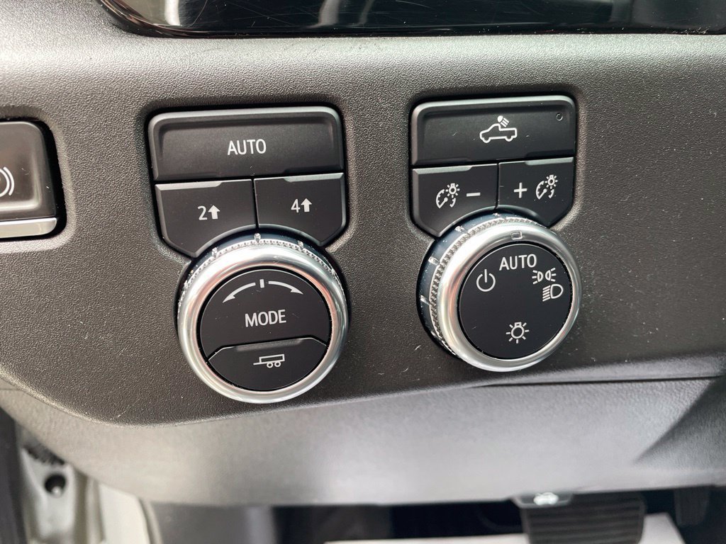 Used 2022 GMC Sierra 1500 SLE AWD/4WD image 42